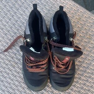 Quechua Black and Red Kids Boots